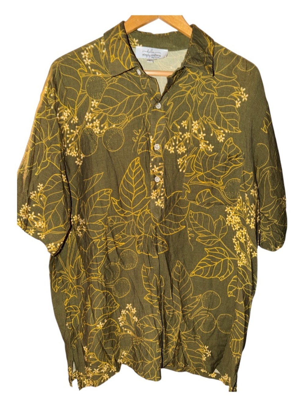 Simply Sisters Lola Hawaii Ohia Lehua Blossom Shirt L